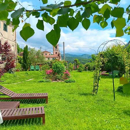 Monti Guesthouse Monti di Licciana Nardi Exterior foto